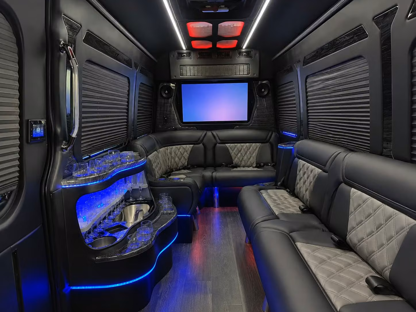construction site and workforce shuttles serving el monte and the san gabriel valley