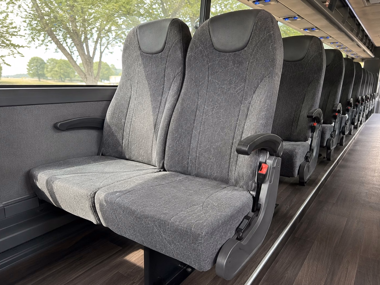 el monte charter bus interior
