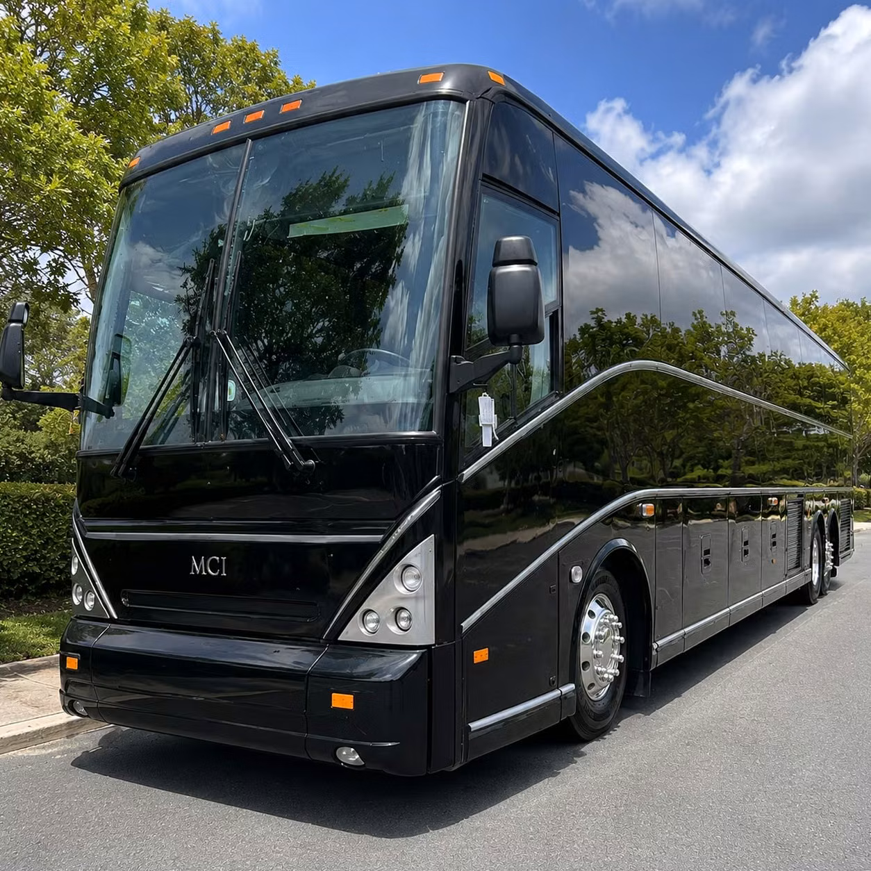 wedding shuttle bus rentals for el monte celebrations